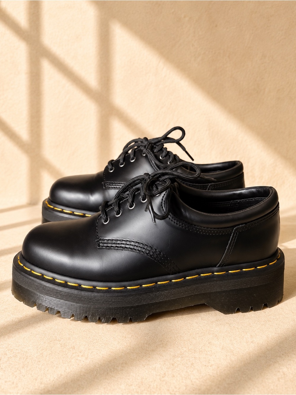 Dr. Martens 8053 Quad Platform Derby Shoes Black Leather US 7 EU 39